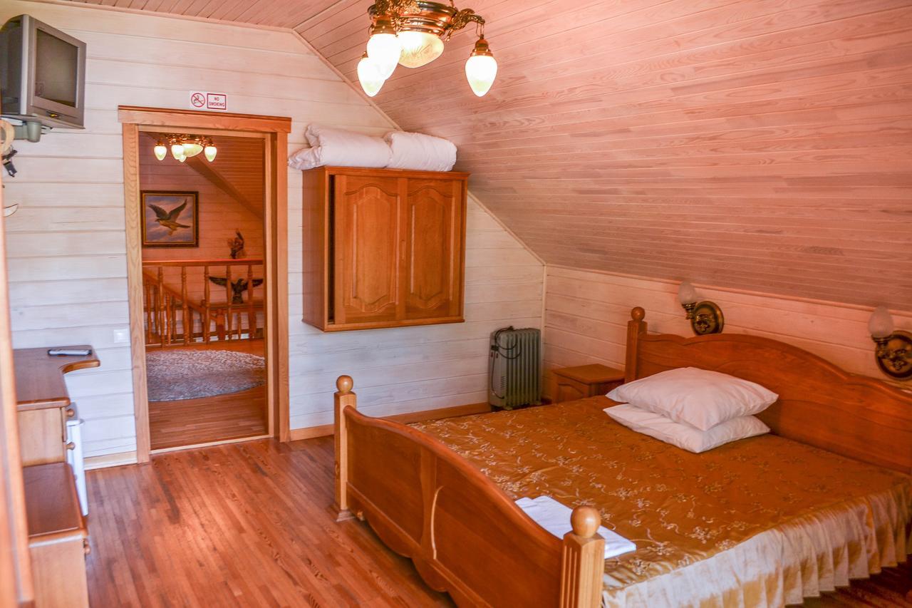 Hunting House Hotel Bereza Стая снимка